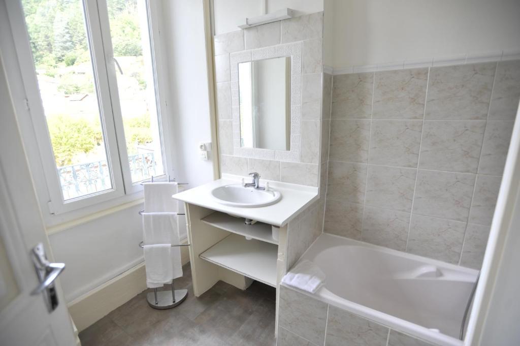 Les Celestins Vals-les-Bains Quarto foto