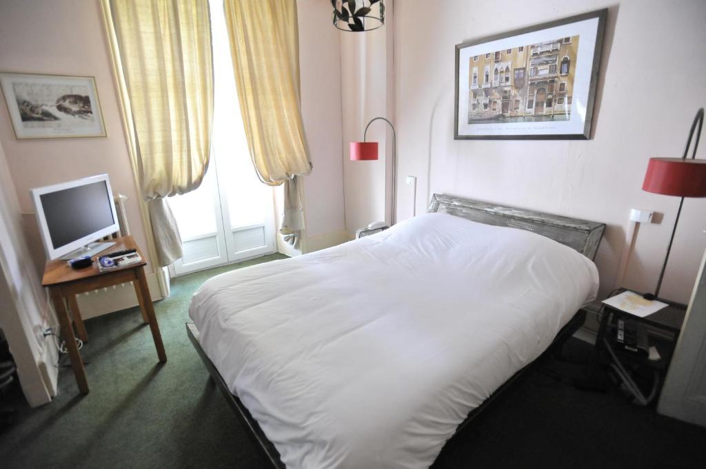 Les Celestins Vals-les-Bains Quarto foto